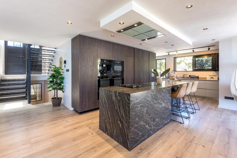 5 Bedroom Property for Sale in Camps Bay Western Cape